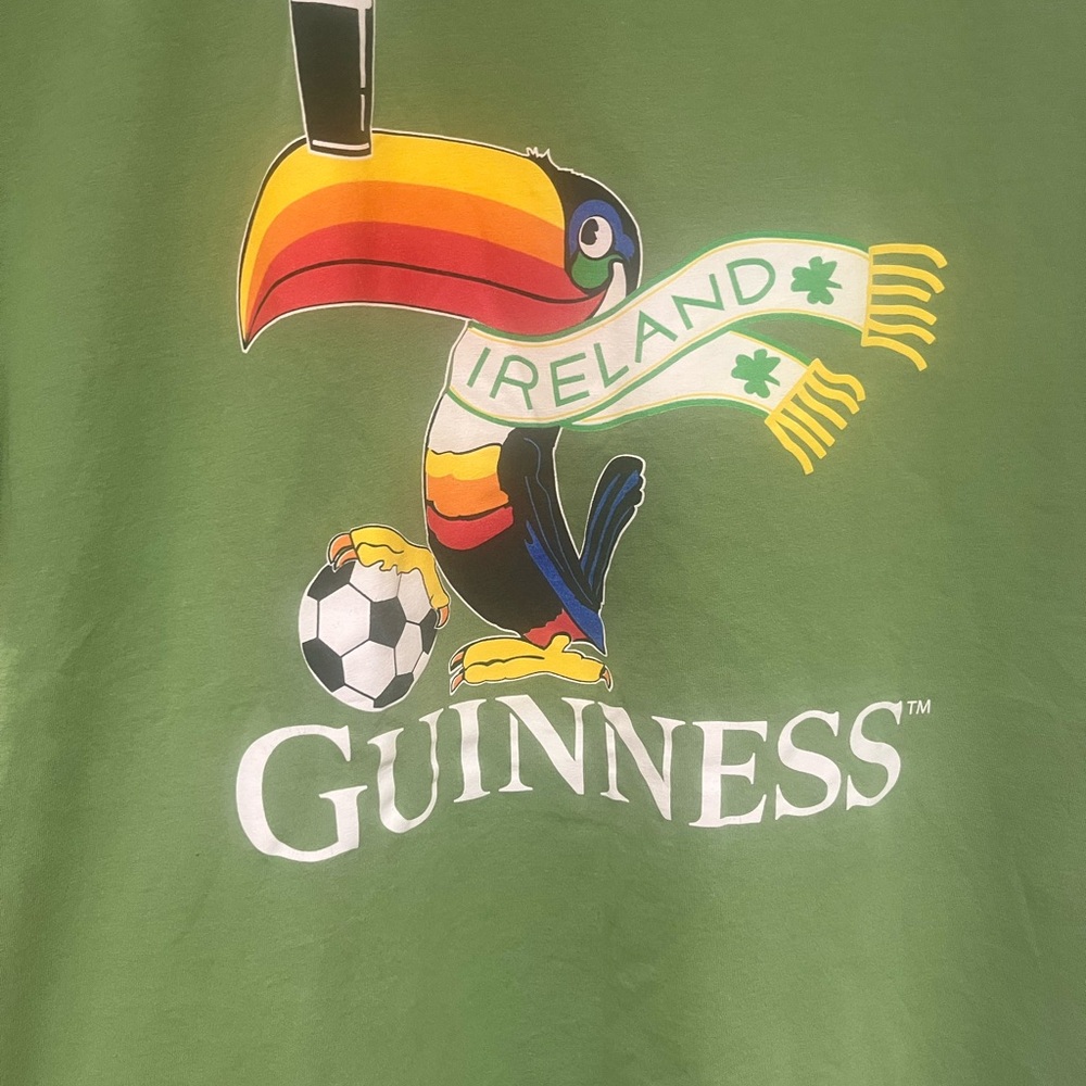 Guinness Men’s Ireland Toucan Soccer Graphic Tee Green Size M - Picture 2 of 3